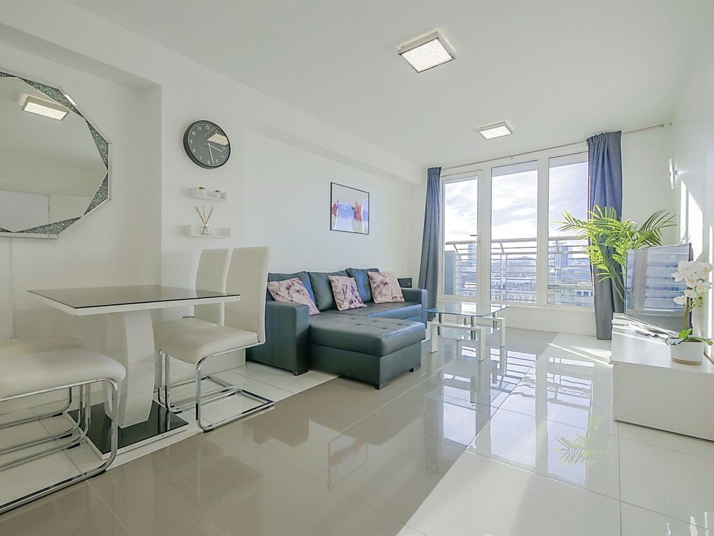 Queen Street, Cardiff CF10  