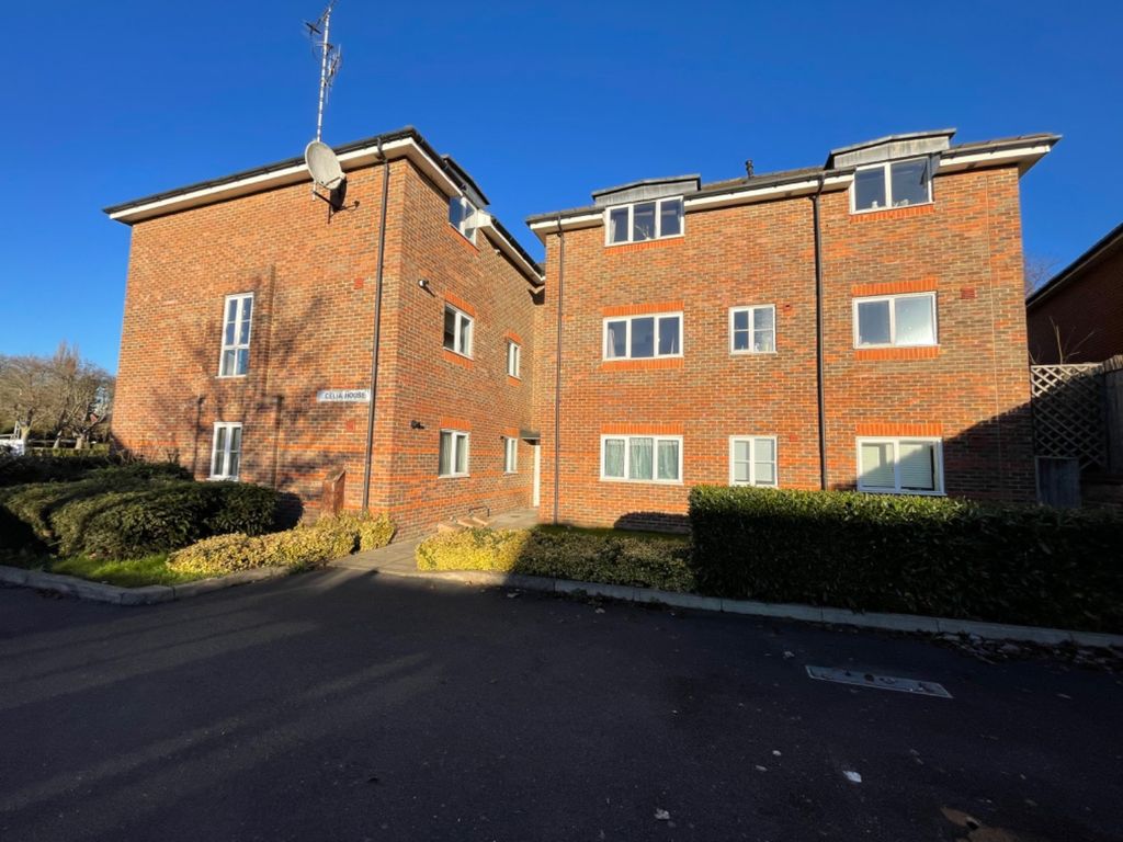1 bed flat for sale in Ludwick Way, Welwyn Garden City, Hertfordshire
