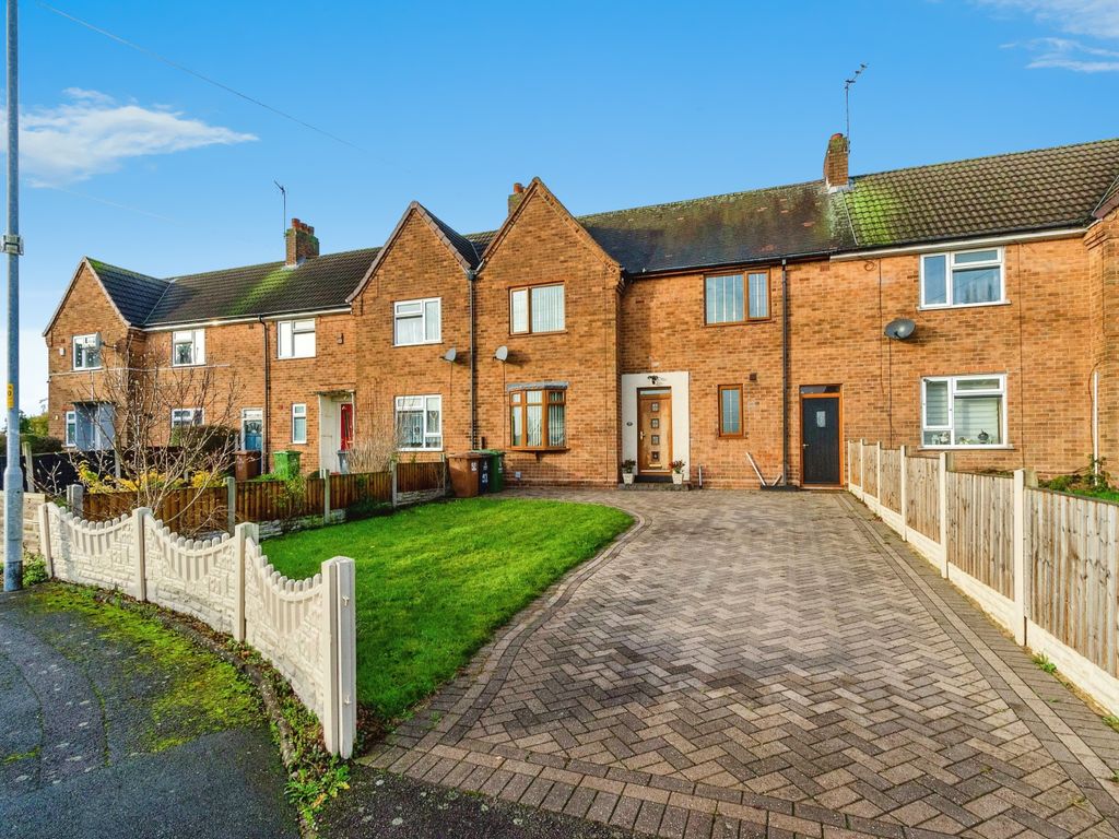 4 bed terraced house for sale in Warner Road, Walsall, West Midlands