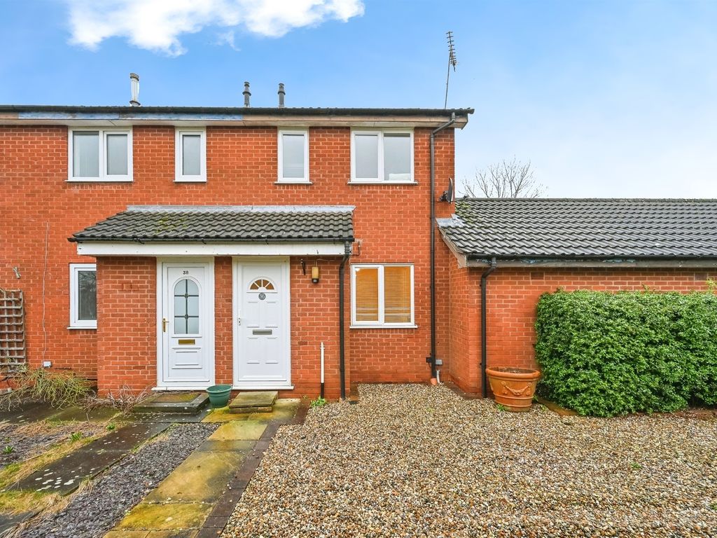 2 bed end terrace house for sale in Cloisters, Gnosall, Stafford ST20