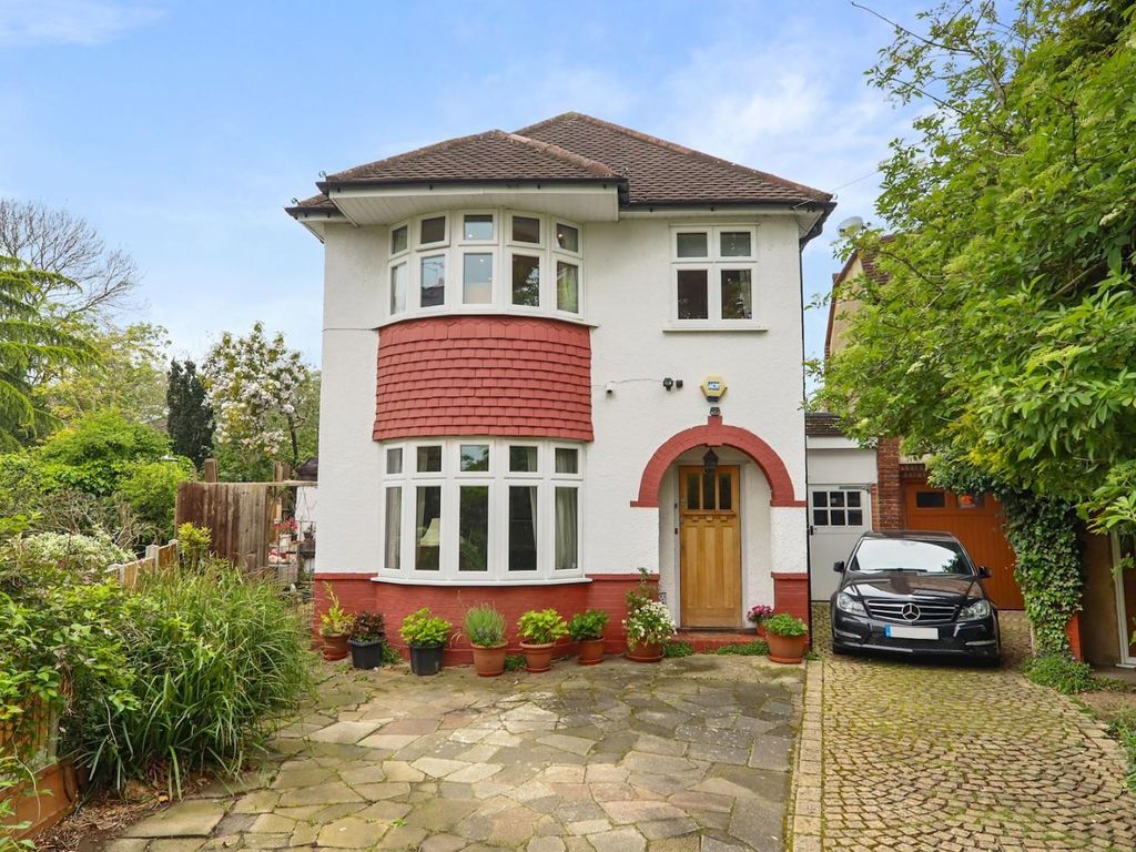 3 bed detached house for sale in Queenswood Road, Forest Hill, London