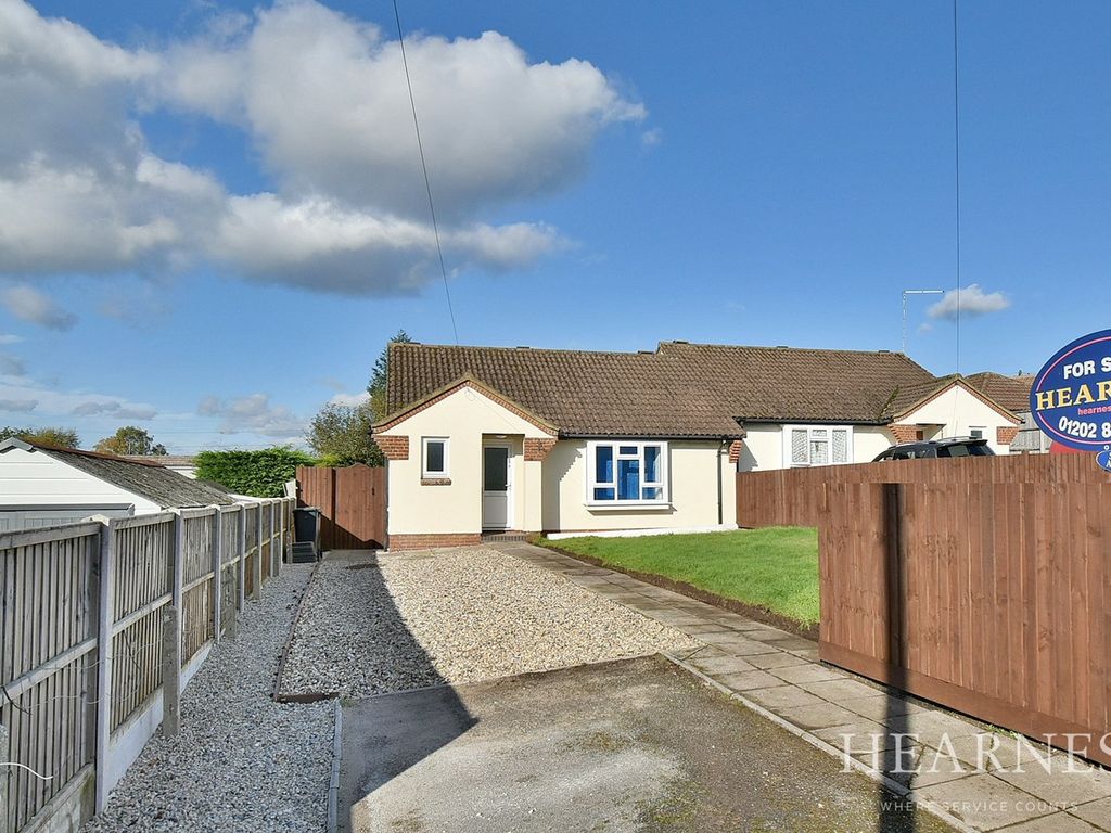 2 bed semidetached bungalow for sale in Clayford Avenue, Ferndown BH22