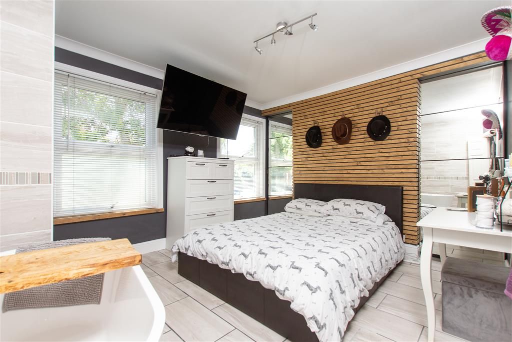 3 bed terraced house for sale in Tovil Road, Tovil, Maidstone, Kent