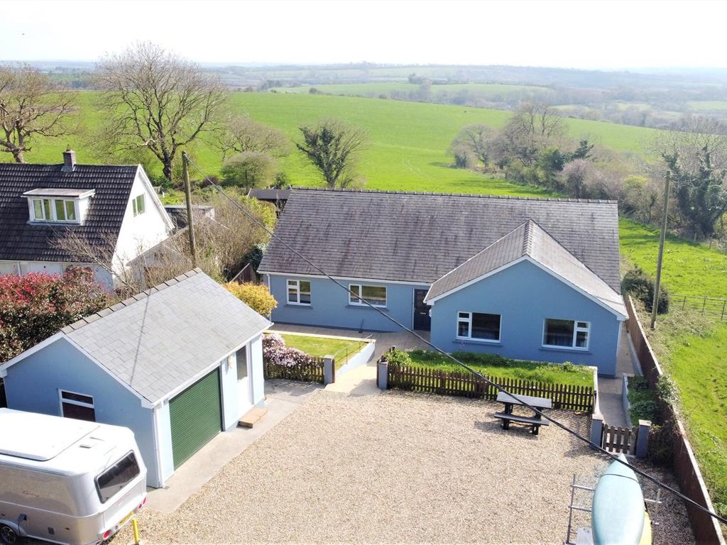 4 bed bungalow for sale in Green Pastures, Wiston, Haverfordwest SA62