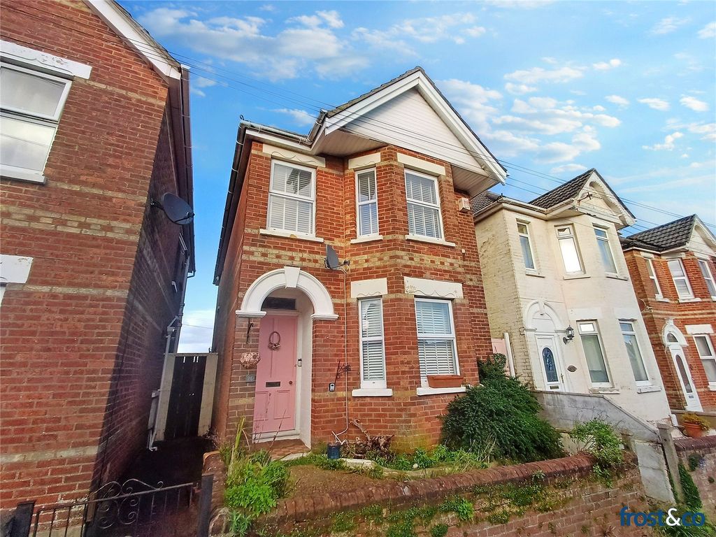 3 bed detached house for sale in Lyell Road, Parkstone, Poole, Dorset