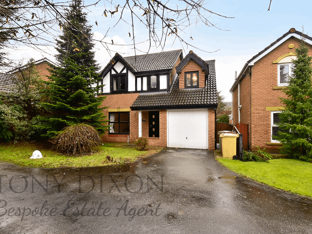 4 bed detached house for sale in Ealand Chase, Horwich, Greater