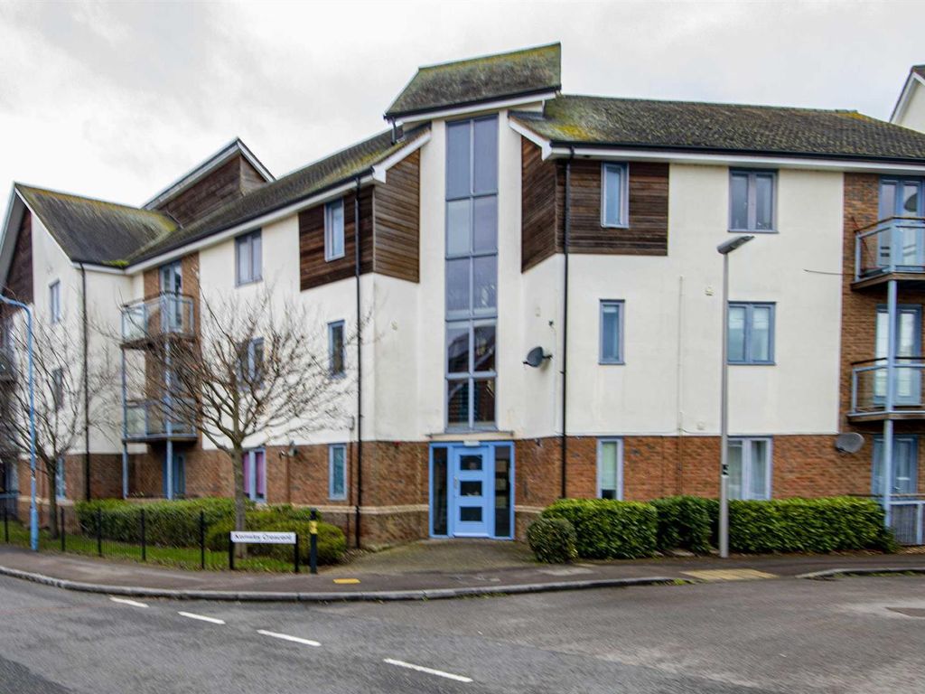 2 bed flat to rent in Kemsley Crescent, Broughton, Milton Keynes MK10