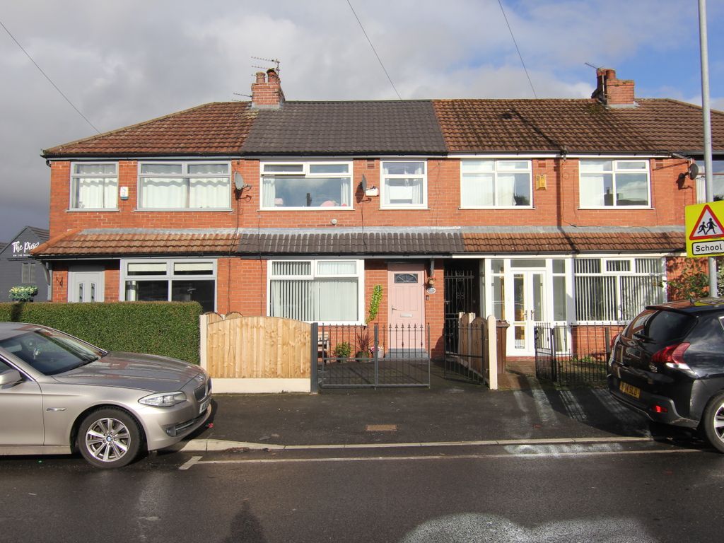 2 bed mews house to rent in Greenside Lane, Droylsden, Manchester M43