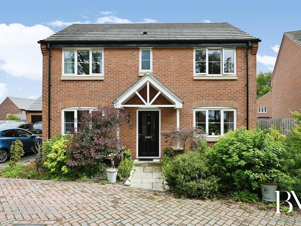 3 bed detached house for sale in Forest Road, Huncote, Leicester LE9, £