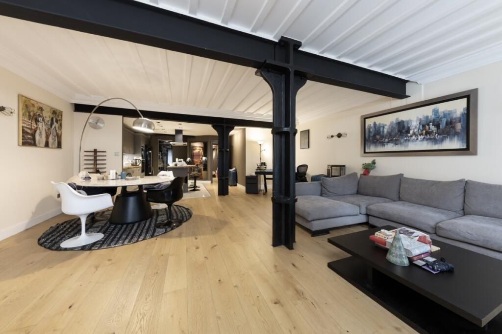 2 bed flat to rent in Cardamom Building, Shad Thames, Tower Bridge SE1