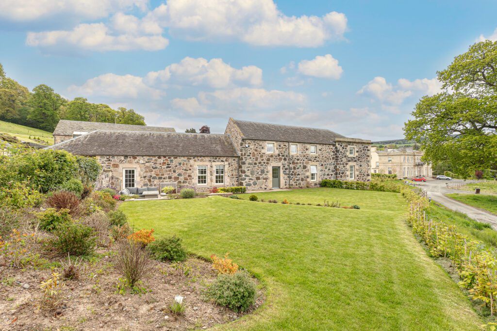4 bed farm for sale in Gartur Estate, Cambusbarron FK7 Zoopla