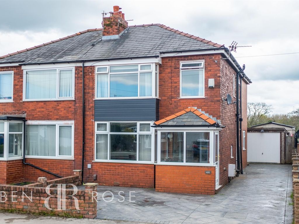 4 bed semidetached house for sale in Brindle Road, Bamber Bridge