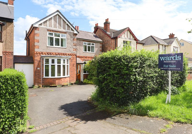 4 bed detached house for sale in Hinckley Road, Burbage, Leicestershire