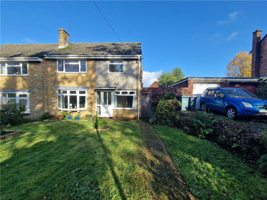 4 bed semidetached house for sale in York Avenue, East Cowes PO32 Zoopla