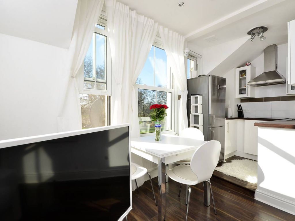 Lower Road, Canada Water, London SE16