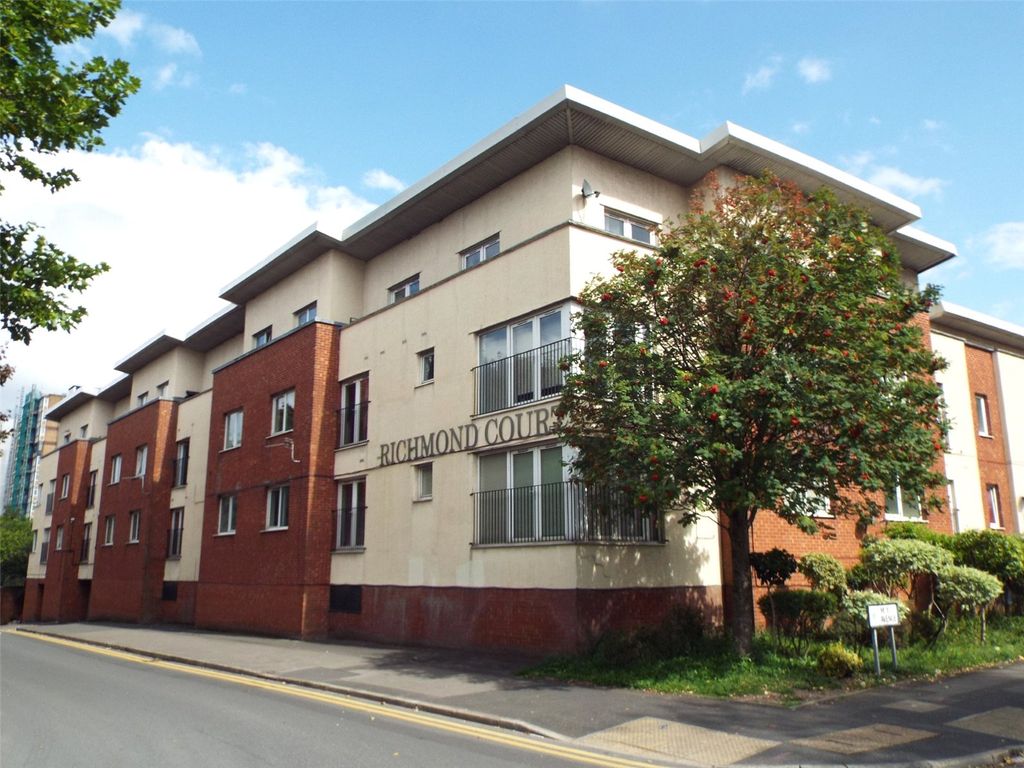 3 bed flat for sale in North Street, Salford M3 Zoopla