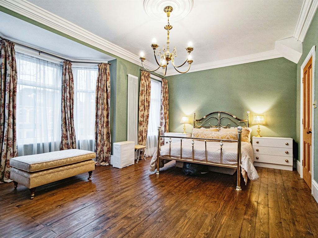 3 bed terraced house for sale in Boulevard, Hull HU3, £160,000 Zoopla