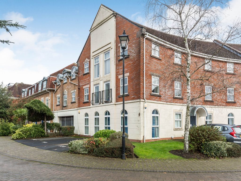 2 bed flat to rent in Holland House Road, WaltonLeDale, Preston PR5