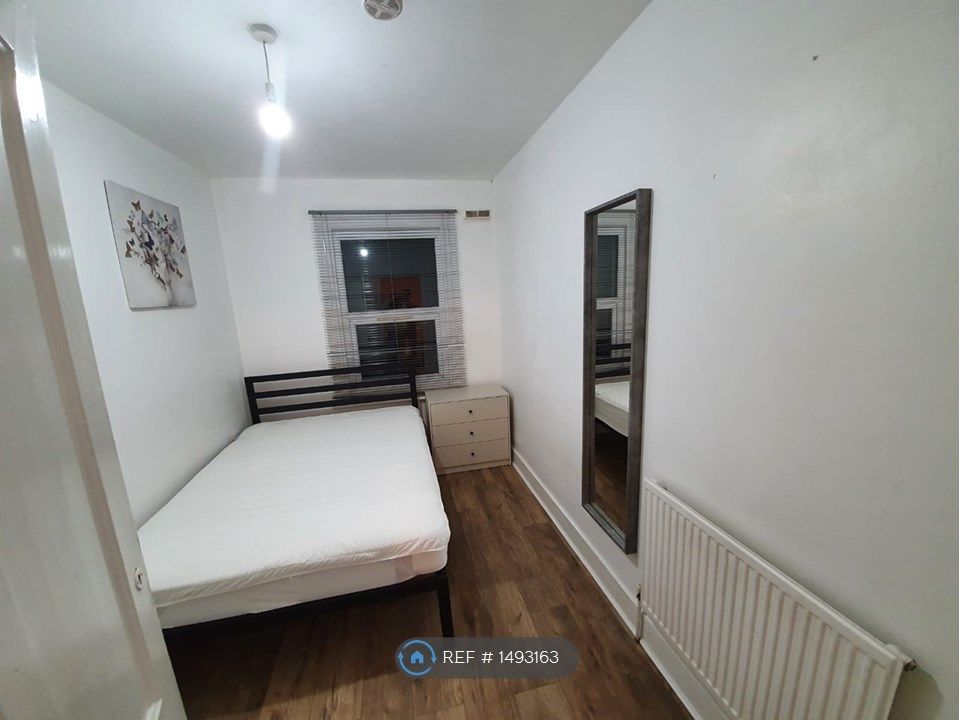 Room to rent in Ledgers Road, Slough SL1 Zoopla