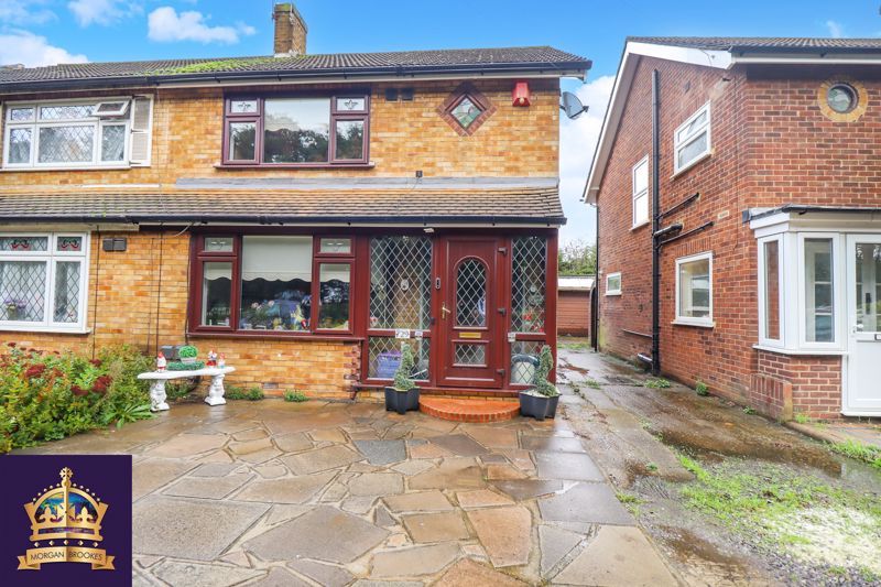 3 bed semidetached house for sale in Ramsay Gardens, Romford RM3 Zoopla