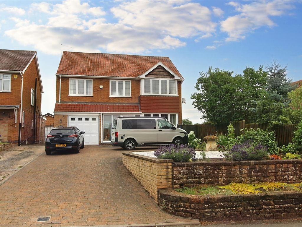 4 bed detached house for sale in Shelt Hill, Woodborough, Nottingham