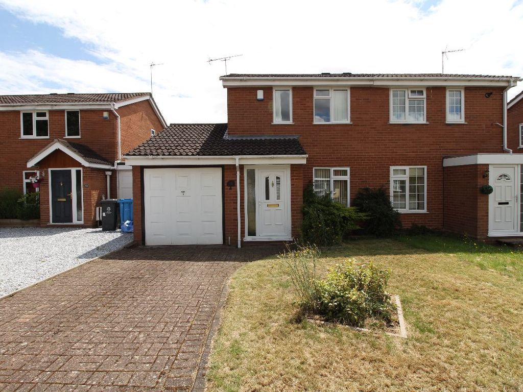 2 bed semidetached house for sale in Levington Close, Perton