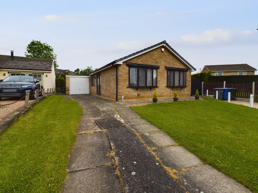 3 bed bungalow for sale in Spennithorne Road, Skellow, Doncaster DN6