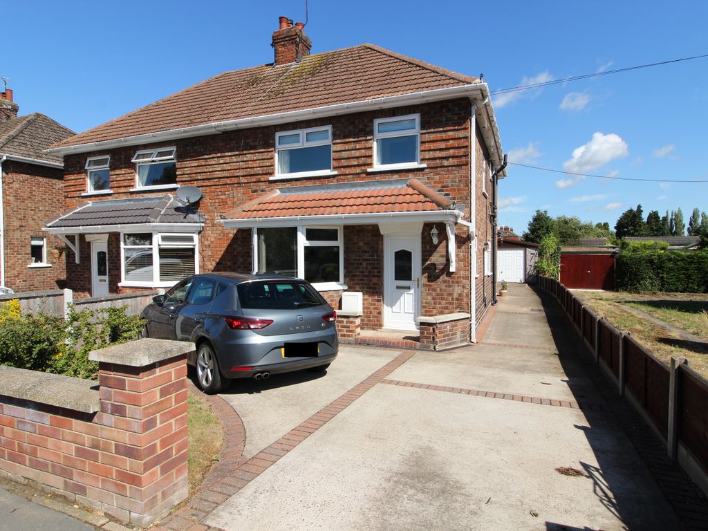 3 bed semidetached house for sale in Street, Broughton, Brigg