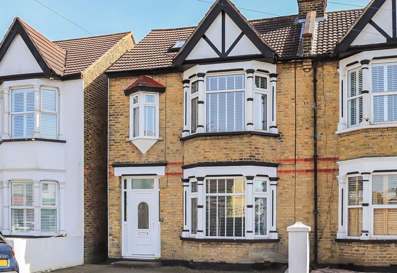 3 bed end terrace house for sale in Central Avenue, SouthendOnSea SS2