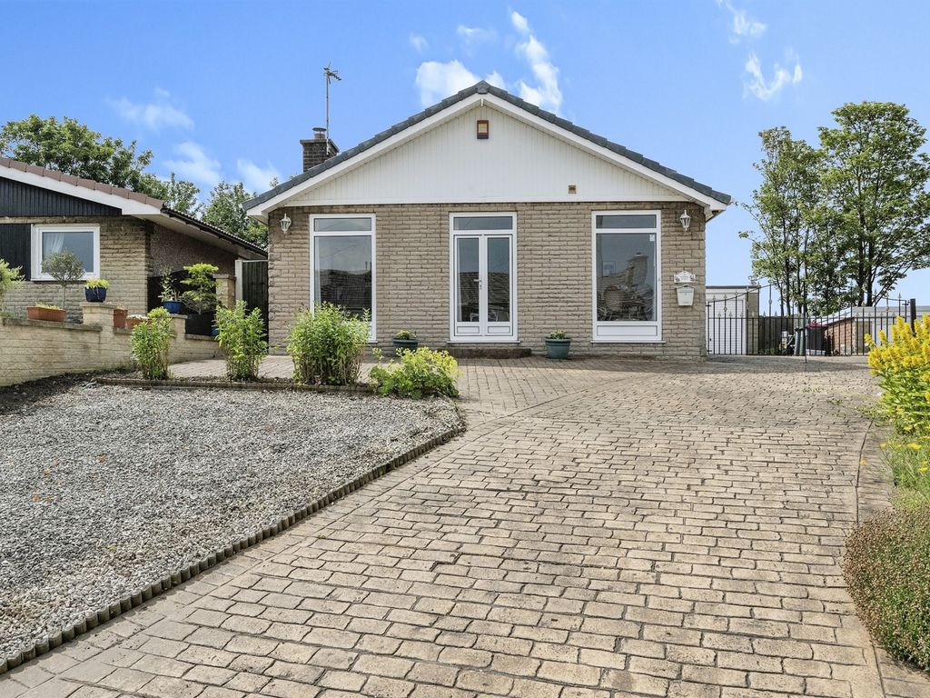 2 bed detached bungalow for sale in Highcliffe Drive, Swinton