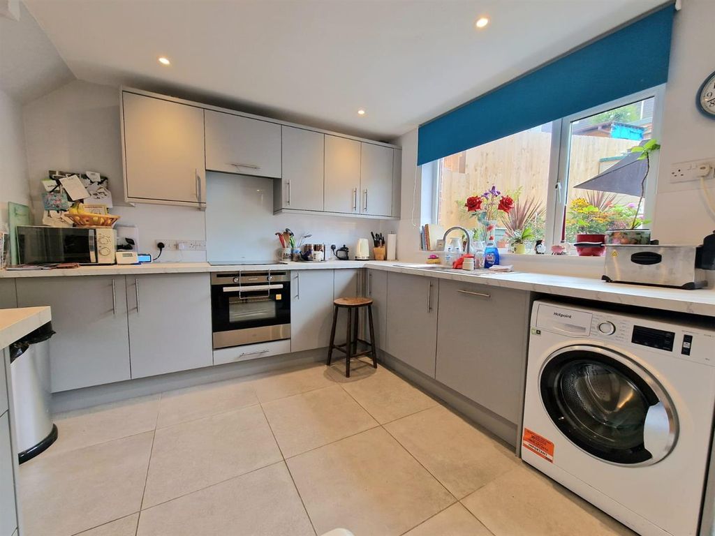 Lazenby Road, Tiverton EX16  