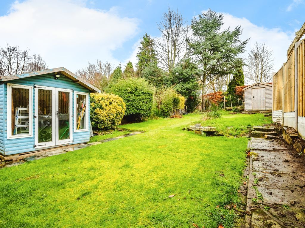 4 bed semidetached house for sale in Barnsley Road, Wakefield, West Yorkshire WF2, £390,000