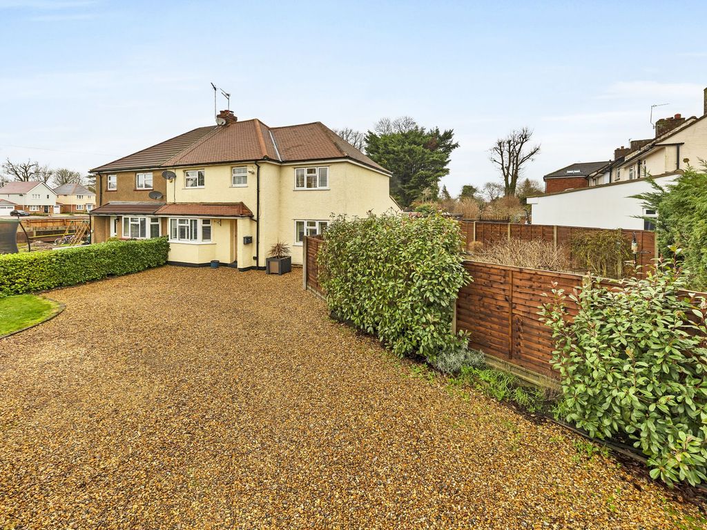4 bed semidetached house for sale in North Drive, High Cross SG11 Zoopla