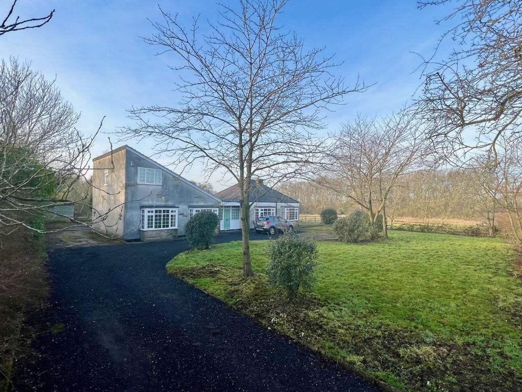 6 bed detached house for sale in Whinney Hill, StocktonOnTees TS21