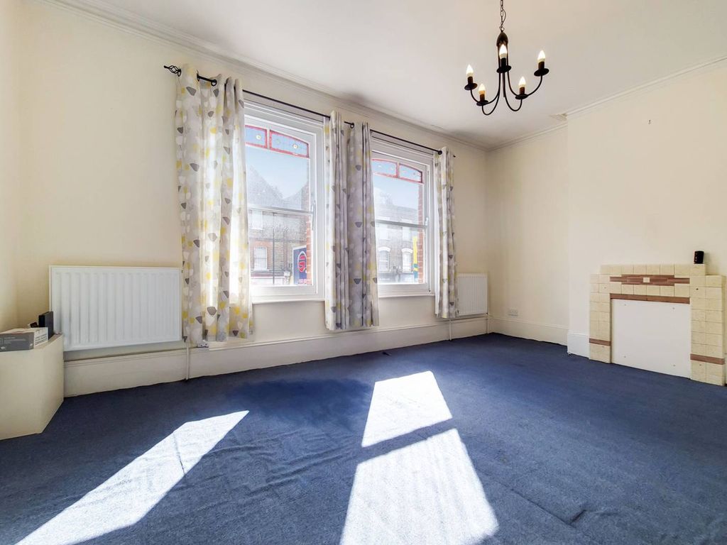 Greyhound Lane, Streatham, London SW16  