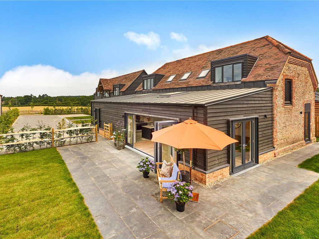 4 bed detached house for sale in Pitt Lane, Frensham, Farnham GU10, £