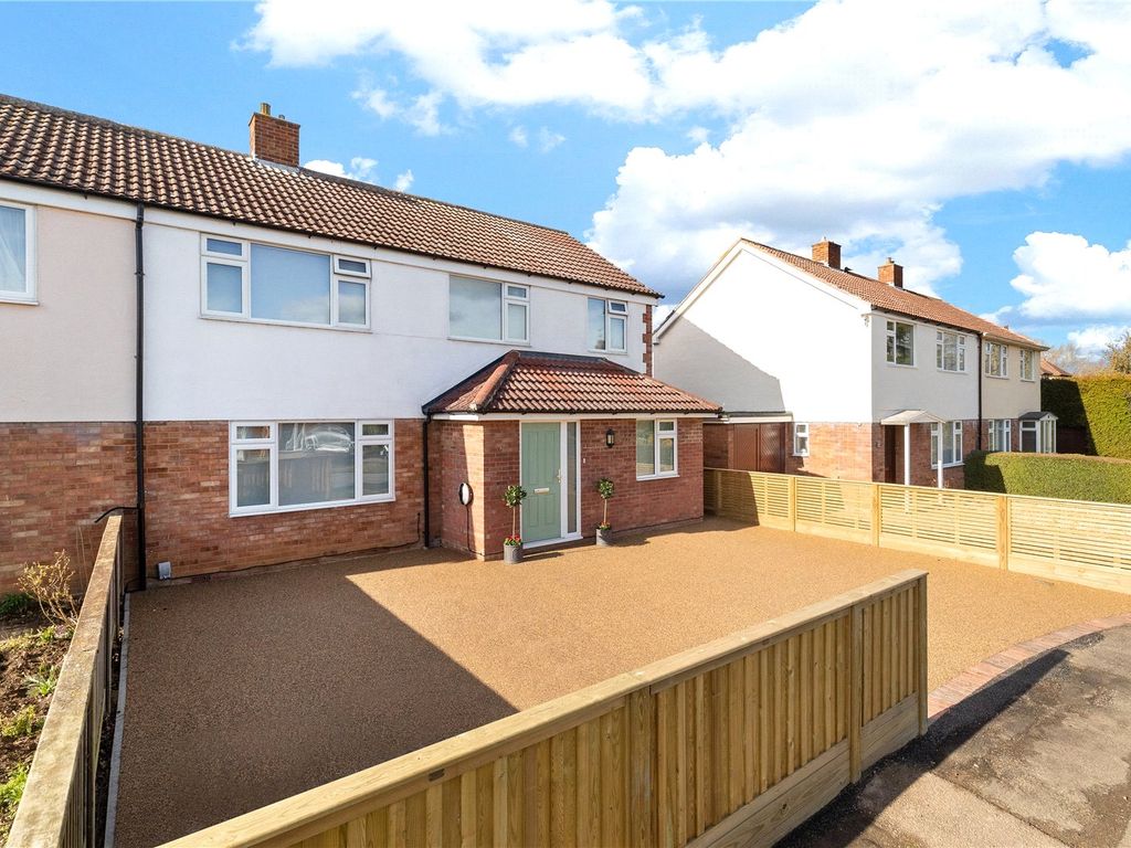 5 bed semidetached house for sale in Buristead Road, Great Shelford