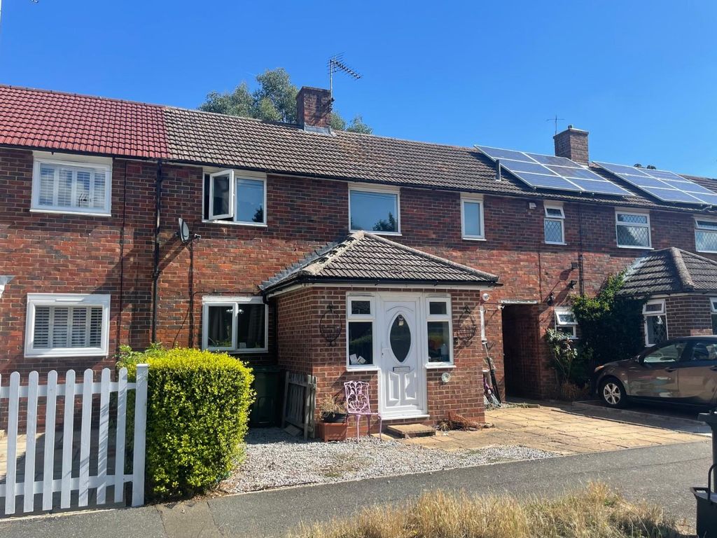 3 bed terraced house for sale in Warwick Road, Ashford, Kent TN24 Zoopla