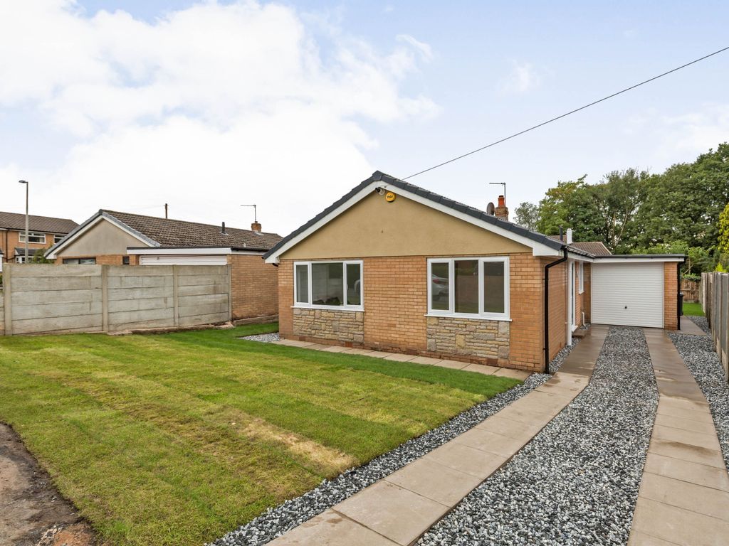 3 bed bungalow for sale in Binbrook Place, Chorley, Lancashire PR7 Zoopla