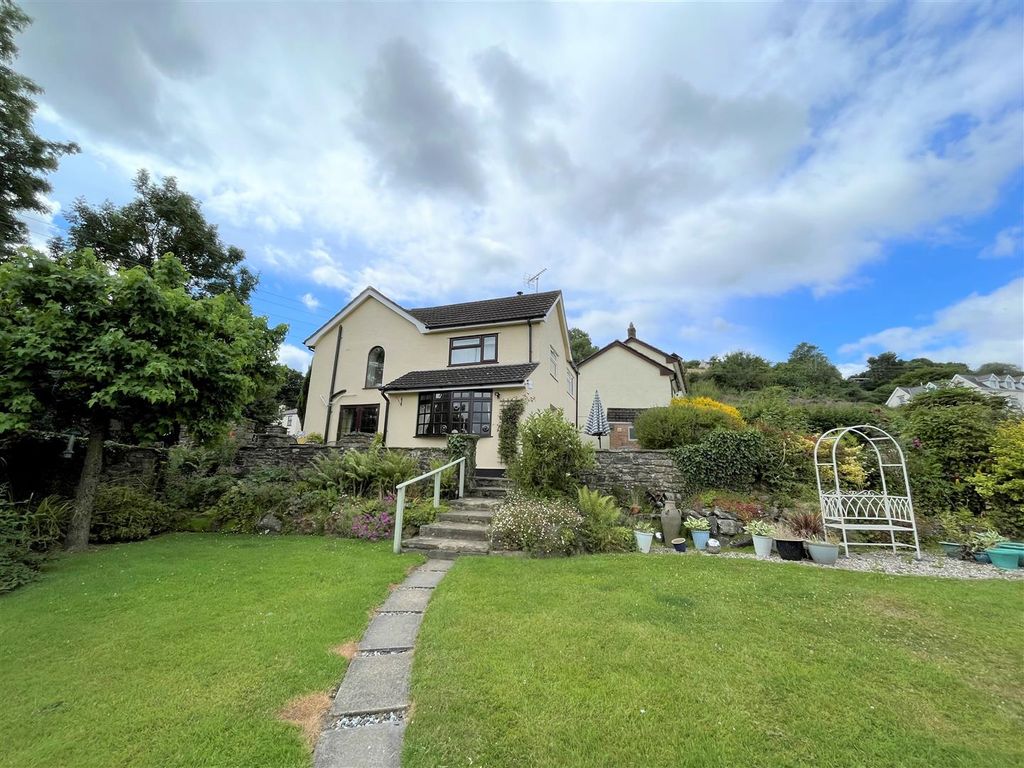 3 bed detached house for sale in Morse Road, Drybrook GL17 Zoopla