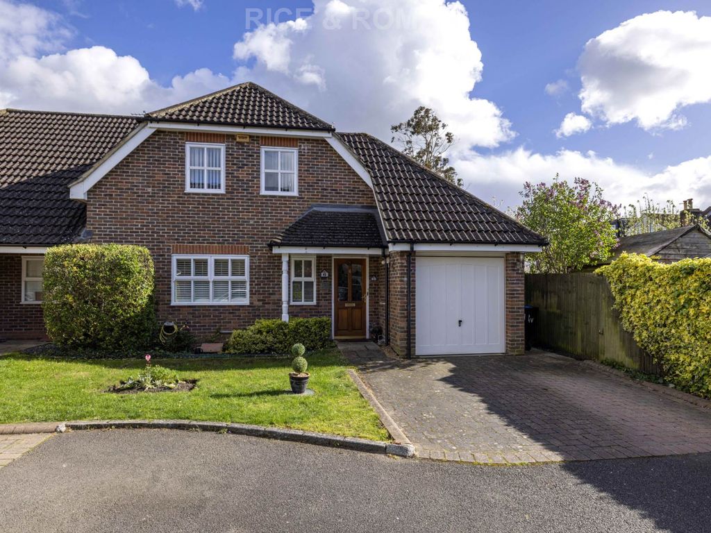 3 bed semidetached house for sale in Savill Mews, Egham TW20, £625,000 Zoopla