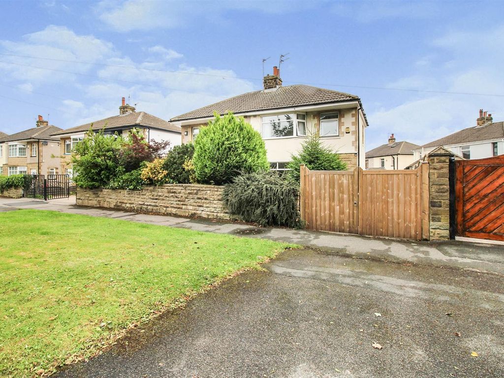 3 bed semidetached house for sale in Leeds Road, Eccleshill, Bradford