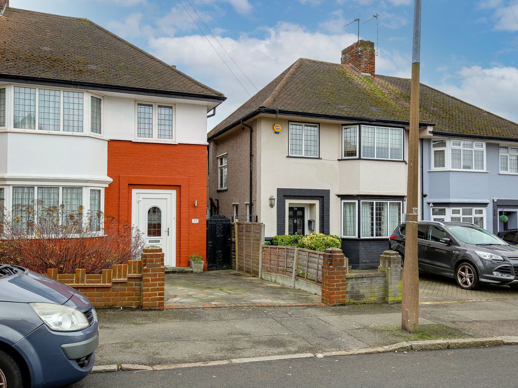 3 bed semidetached house for sale in Priory Avenue, Chingford, London