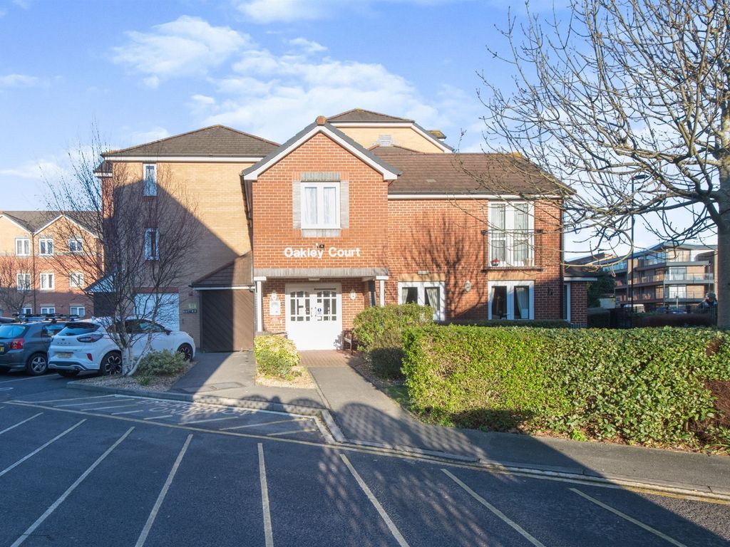 1 bed flat for sale in Oakley Road, Southampton SO16 Zoopla