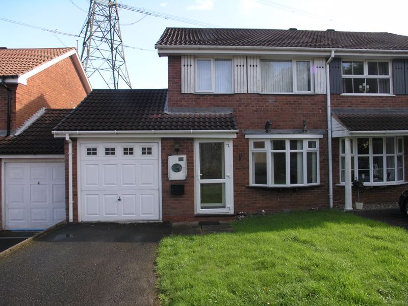3 bed semidetached house for sale in Stanmore Grove, Halesowen B62, £