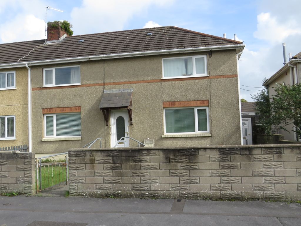 4 bed semidetached house for sale in Dan Yr Allt, Llanelli SA14, £