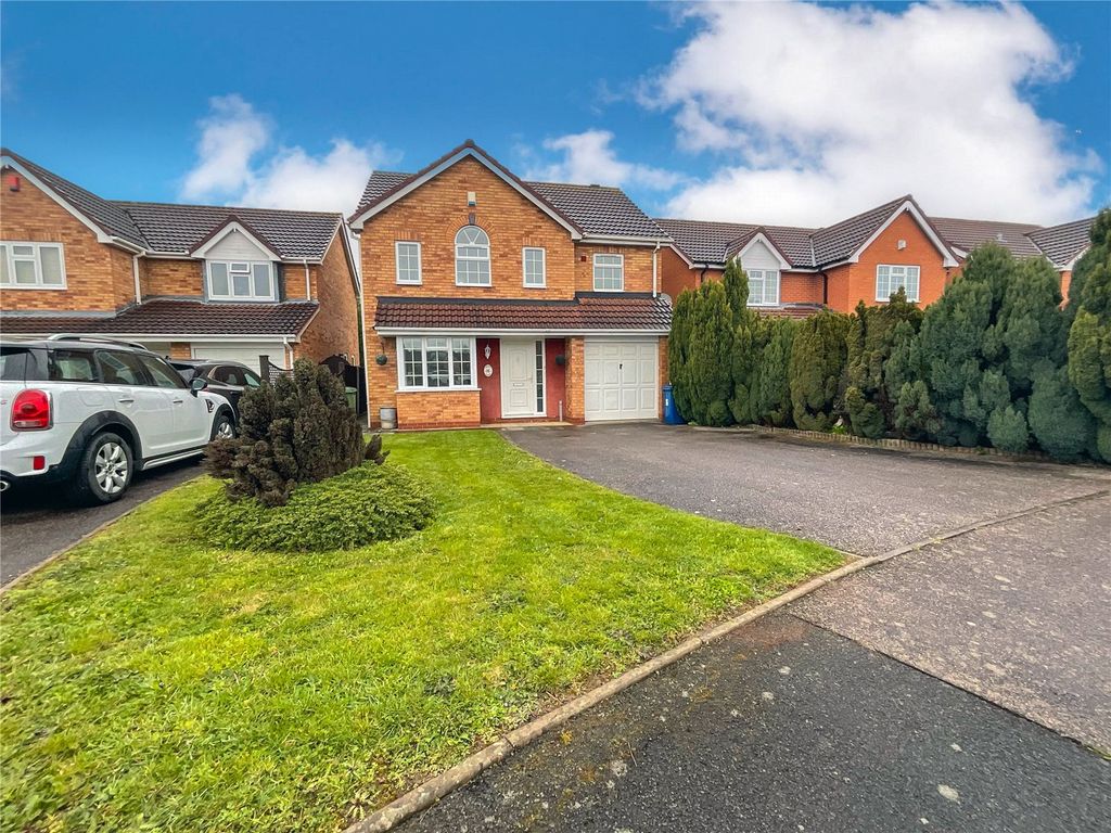 4 bed detached house for sale in Selker Drive, Amington, Tamworth