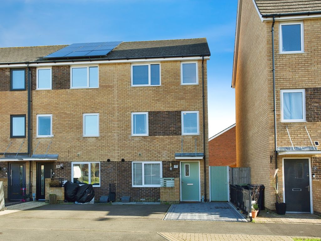 4 bed end terrace house for sale in Blanchard Avenue, Gosport PO13, £