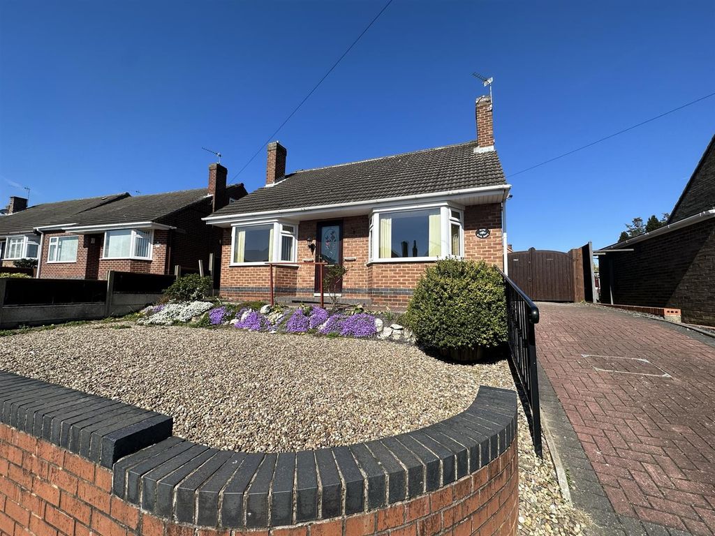 2 bed detached bungalow for sale in Woodfield Drive, Midway