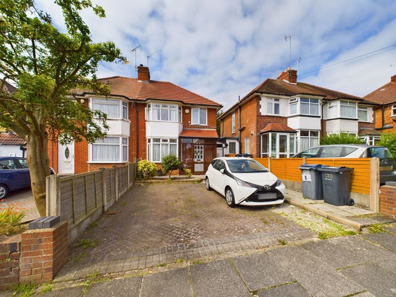3 bed semidetached house for sale in Stanfield Road, Quinton